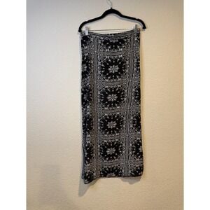 Kiss & Cry Black White Bandana Print Maxi Skirt Flowy Boho Festival Travel sz M